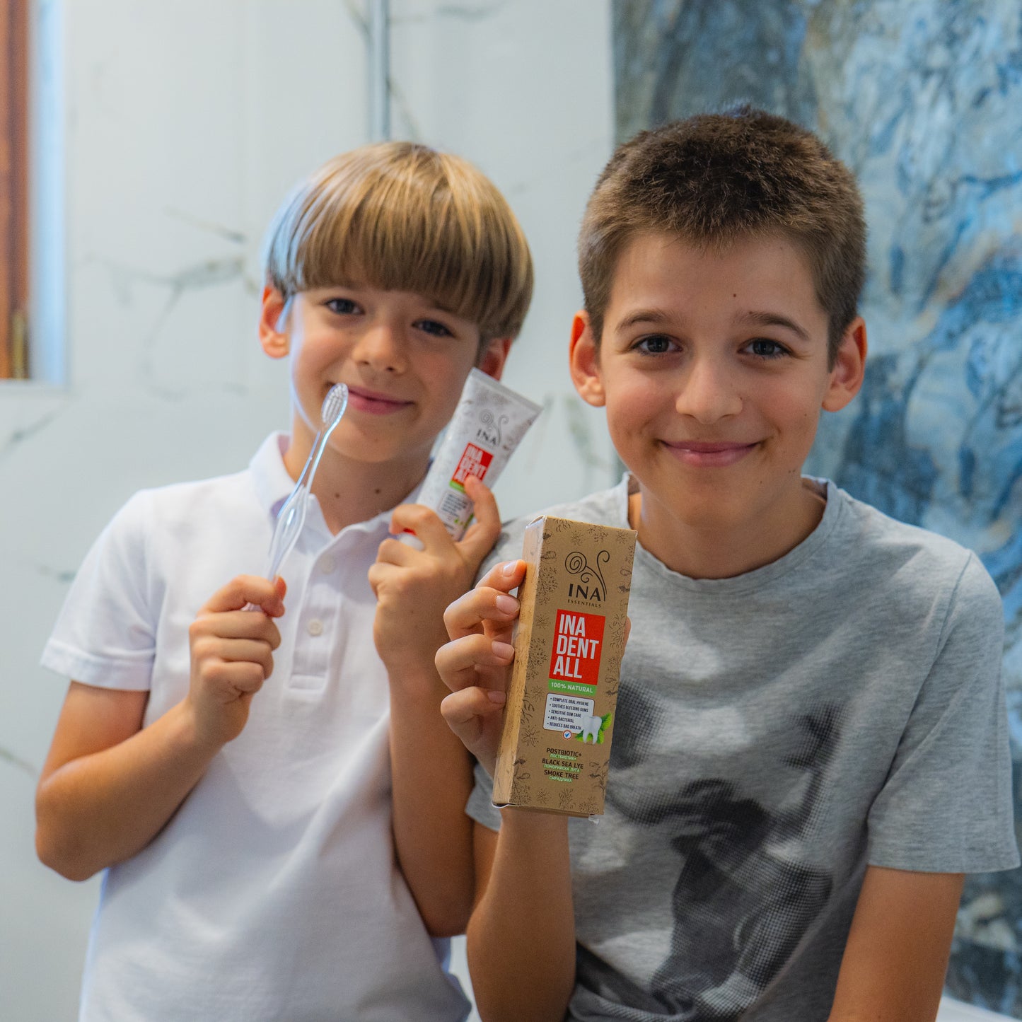 Купете 3 пасти за зъби Ina Dent-All, Получете 1 Вода за уста от Смрадлика Безплатно