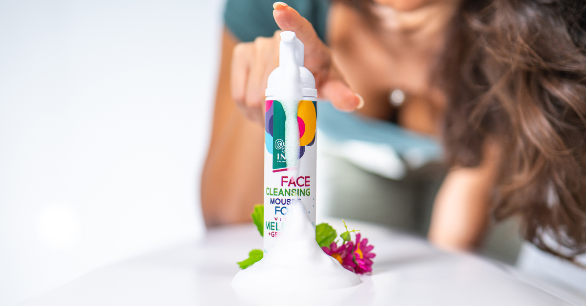 Натурална Почистваща Пяна за Лице с Био Маточина – Ежедневна грижа без сухота